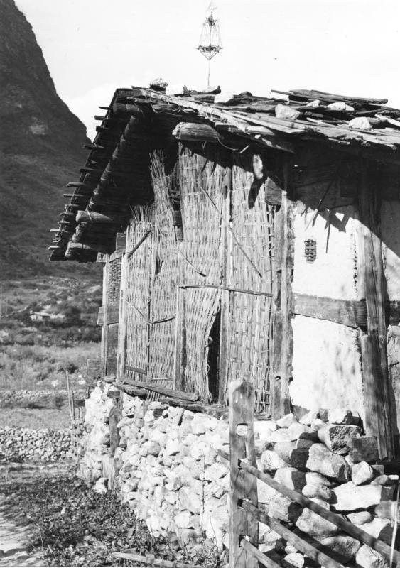 A house in Lachung 1938. (Picture Courtesy: Ernst Krause/Wikimedia Commons)