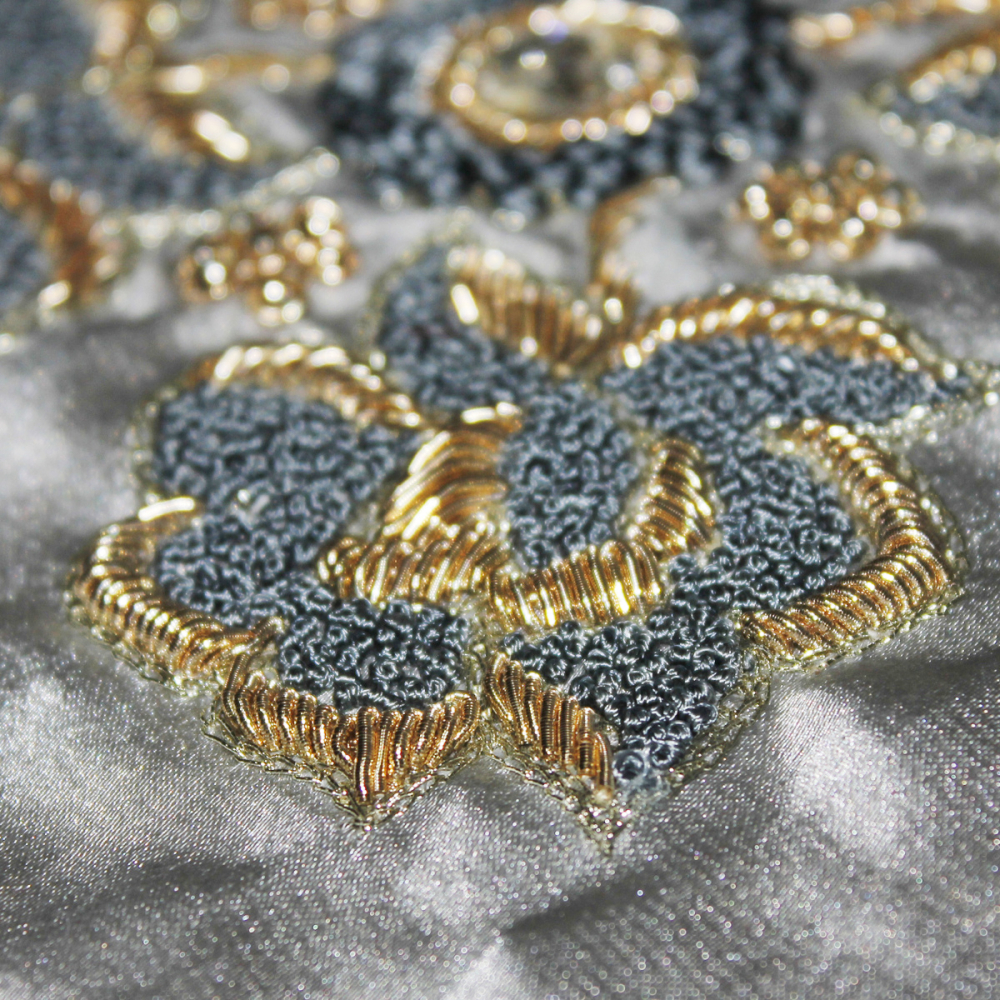 Zardozi work. (Picture Credits: Zarood/Wikimedia Commons)