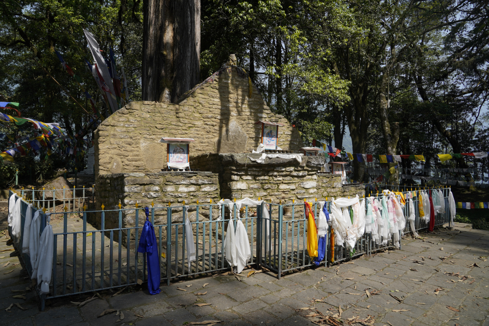 Narbugong Coronation Throne near Yuksom (Gyalshing), West Sikkim. (Picture Courtesy: Anjan Kumar Kundu/Wikimedia Commons)