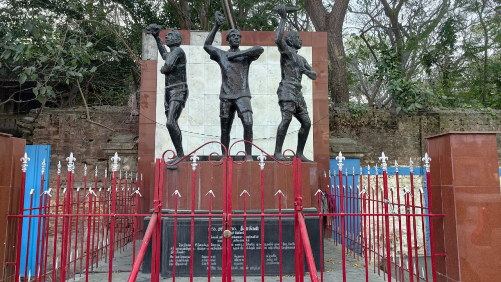 Statue commemorating the textile workers who fought for labour rights and were killed in police firing. (Picture Credits: Bharathapriya R)
