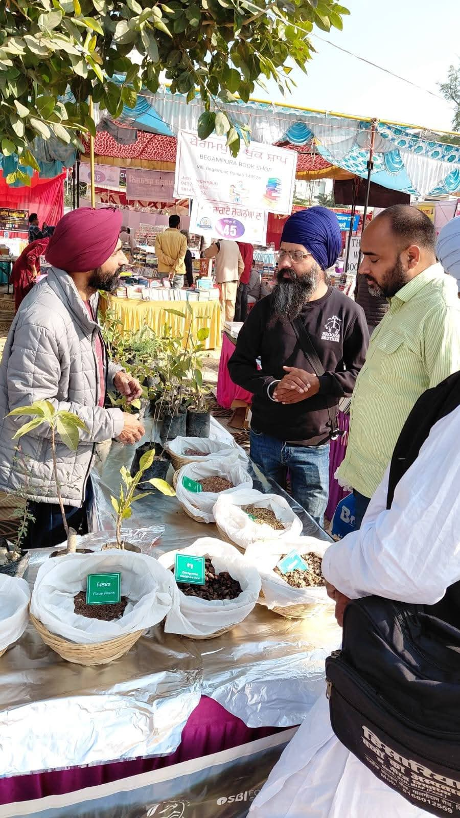 Information sessions about plant species and varieties for the public. (Picture Credits: Dr Rajneesh Kumar) 