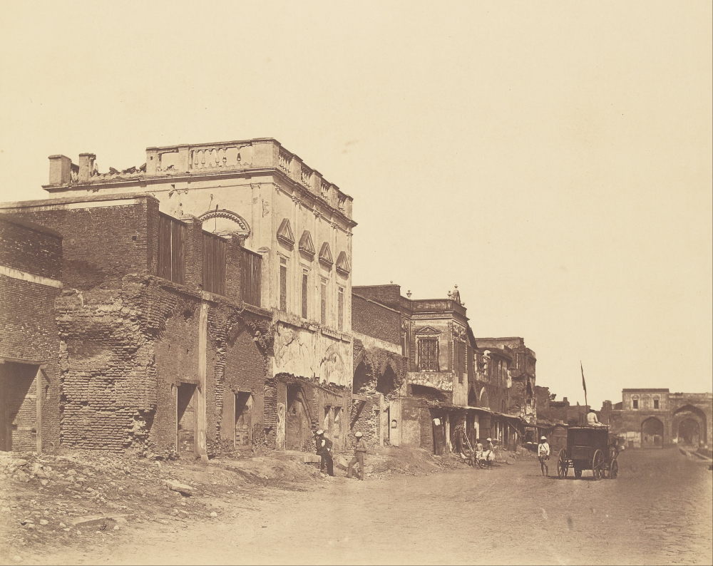 Zeenat Mahal in Lal Kuan (Old Delhi) captured by Felice Beato, 1858. (Picture Courtesy: Wikimedia Commons)