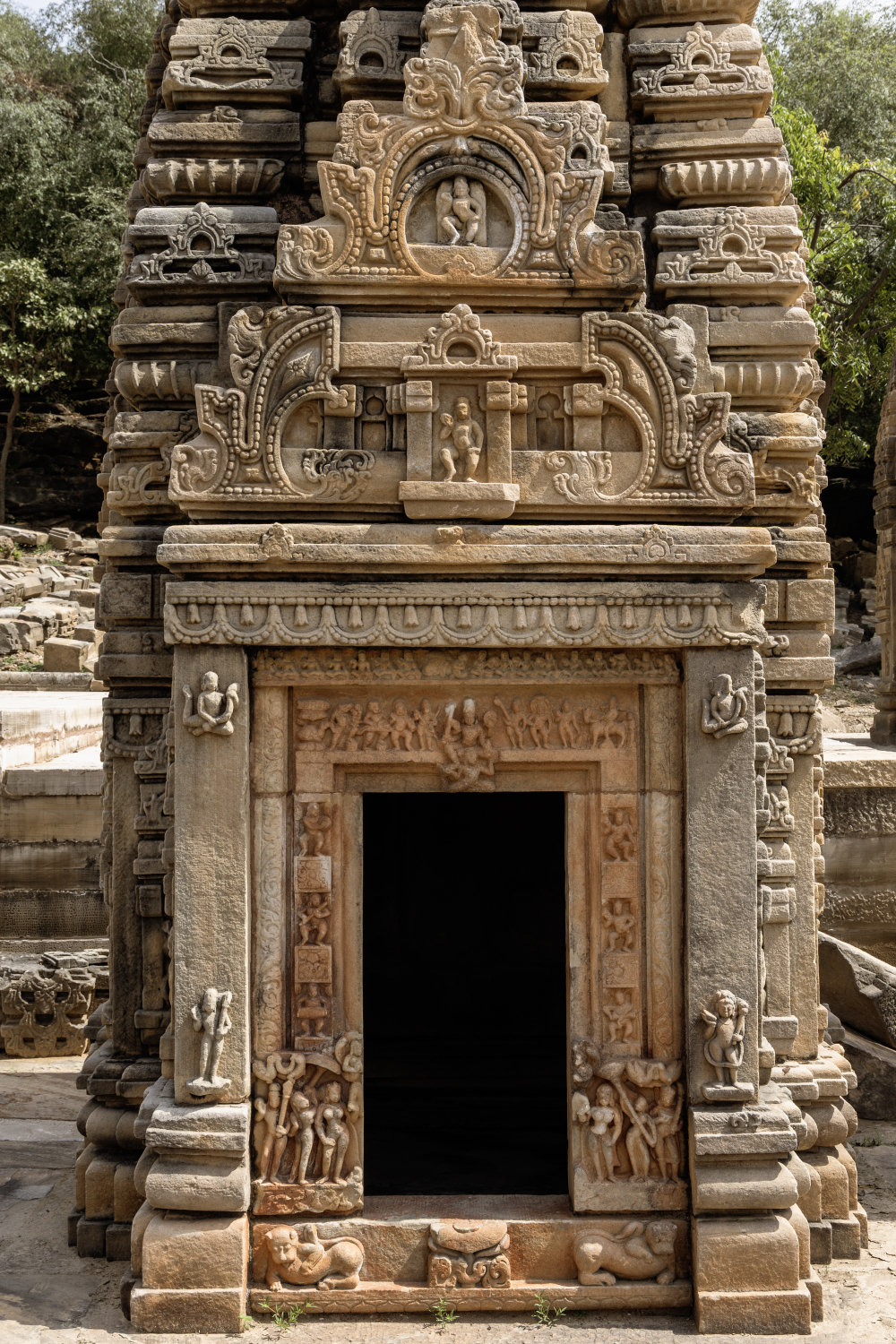 Entrance to one of the temples in Bateshwar. (Picture Credits: Pranjal Jain)
