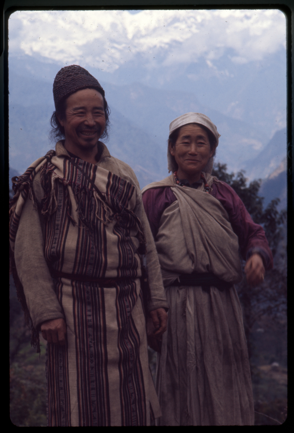 A man in dumpra and woman in damden, Lepcha traditional attire. (Picture Courtesy: Alice Kandel / Library of Congress.)