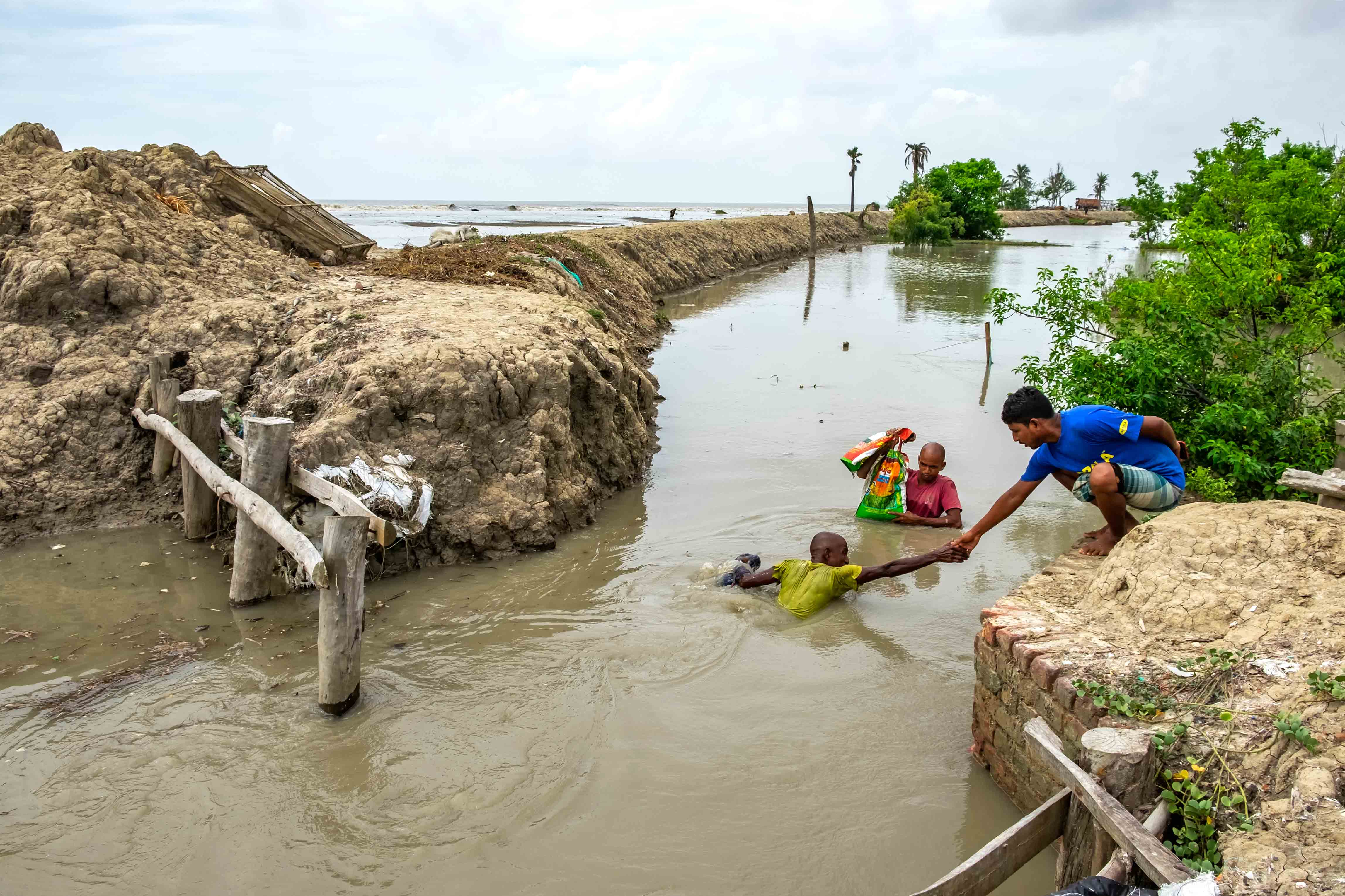 The Sundarbans Disaster, Damage and Displacement Sahapedia