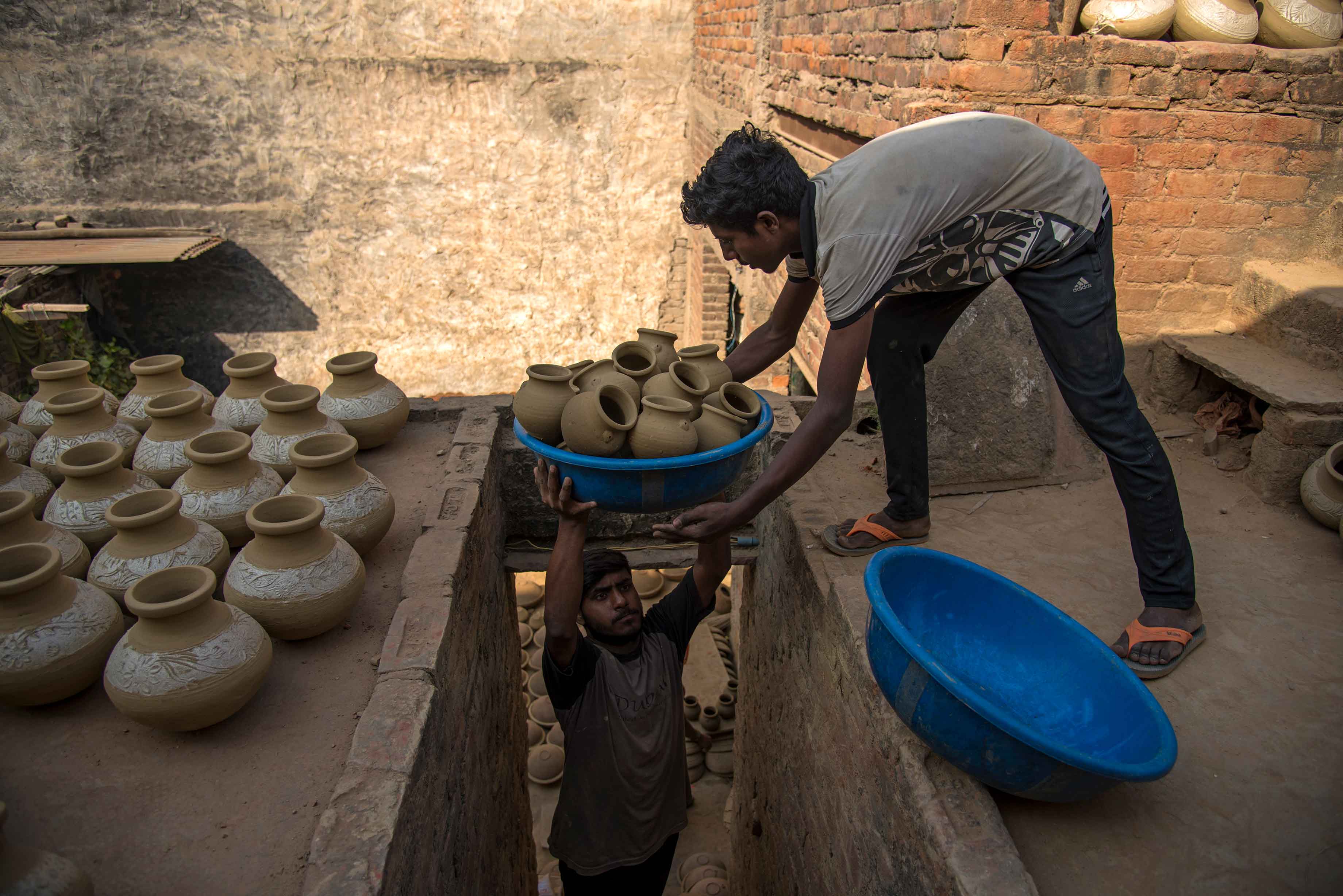 Descendants of Prajapati The Kumhar Community of Potters Sahapedia