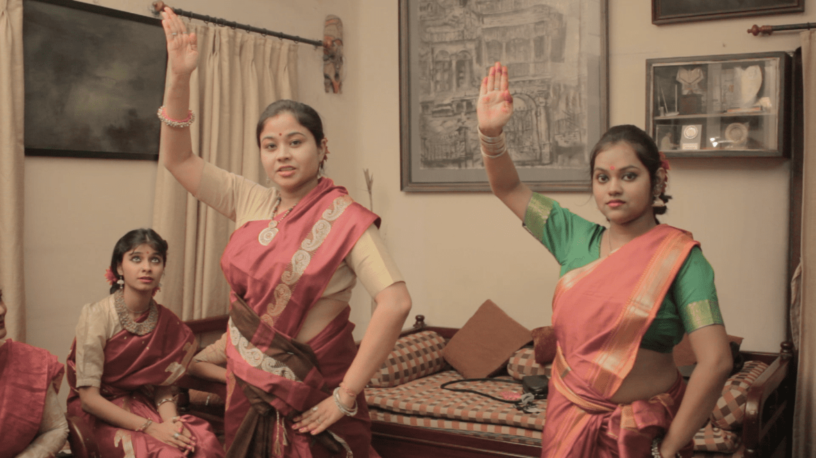Demonstration of a few Mudras | Sahapedia