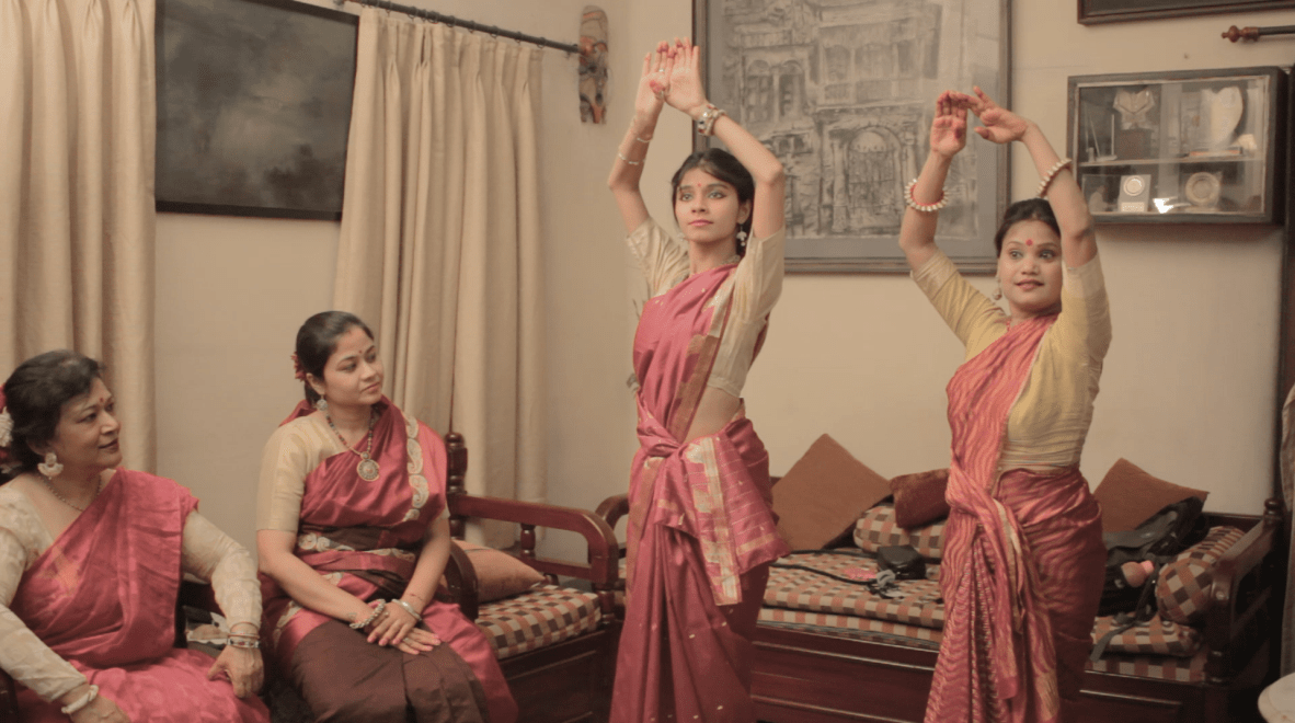 Demonstration of a few Mudras | Sahapedia