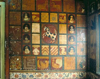 Fig.1.A mural at Jagan Mohan Palace, Mysuru, showing Krishnaraja Wadiyar III’s obsession with the horse movement on a chess board. (Courtesy: Kreeda Kaushalya blog)