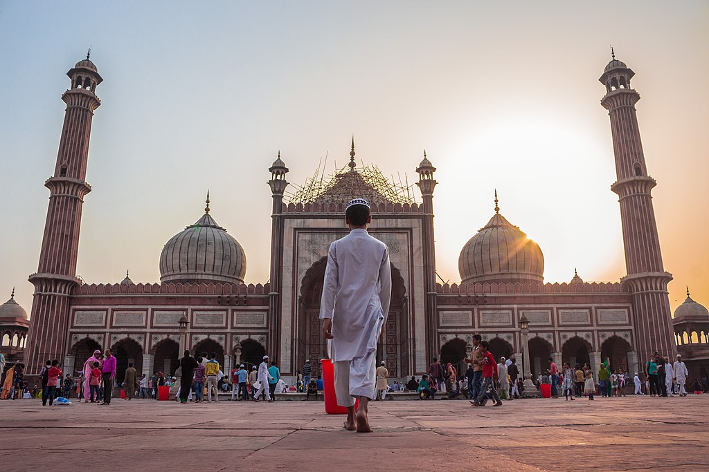 Jama masjid during Ramzan_WC - Aliasgar bharmal97 - CC BY-SA