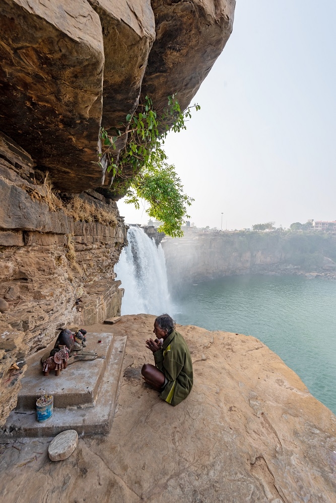 A shrine nearby Chitrakote Waterfall