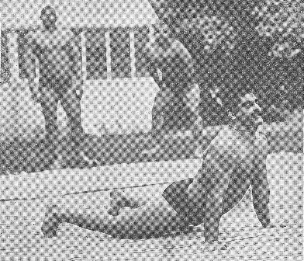 The Great Gama, Gobar Goho, Wrestling in India, Akhara, Pehelwan