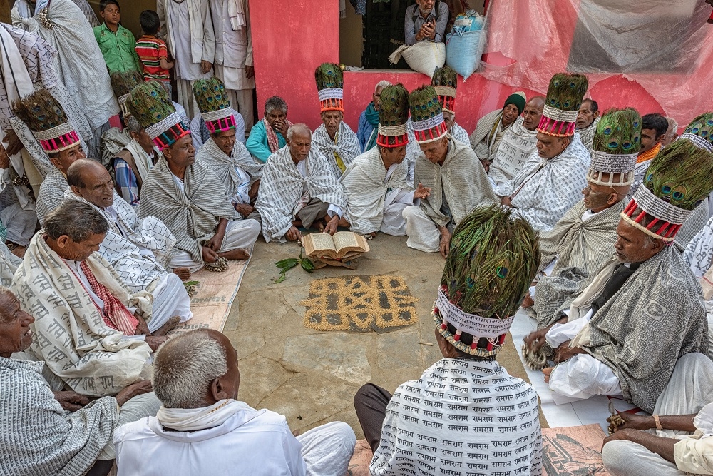 Ramnamis performing rituals