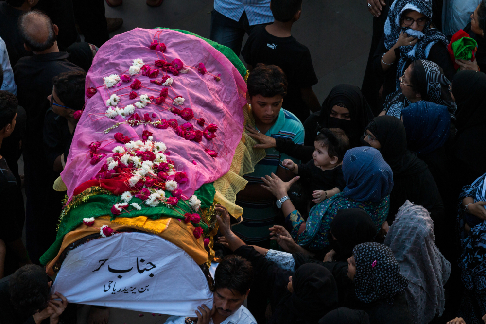 Fig. 10: A replicated coffin of Janabe Hur, one of the martyrs of Karbala, from the 72 taboot procession at Bada Imambada in Lucknow 