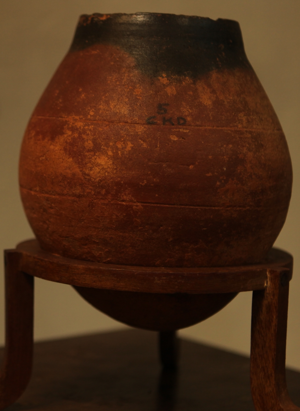 Black and Red Ware, Chekkad, kept at the Shaktan Tampuran Museum, Thrissur Courtesy: Jaseera C.M.2018