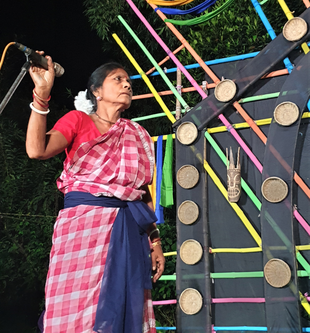 Fig. 6: Akulbala Sarkar enacting the role of haluani in the play Halua Haluani performed at the Mukha Mela of Dakshin Dinajpur 