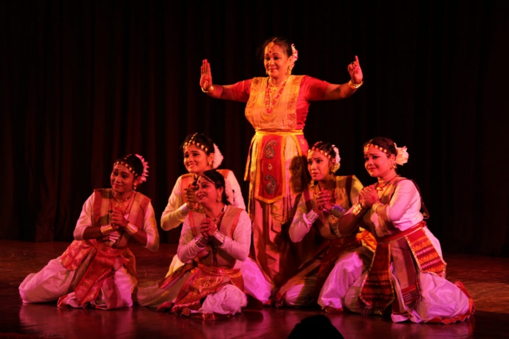 Fig. 1. A Sattriya Nritya performance by students of Sangeet Sattra, a dance academy founded by Rasheswar Saikia Barbayan (Courtesy: Collection of Ranjumoni Saikia and Rinjumoni Saikia)  