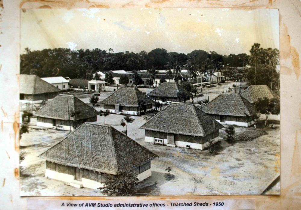 Fig. 3. Thatched sheds that served as AVM Studio’s administrative offices, 1950. (Courtesy: Collection of N. Ramesh)