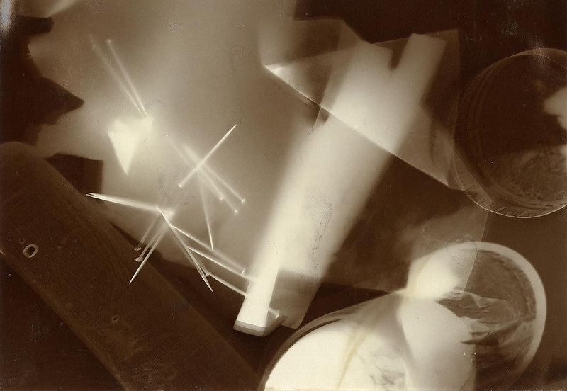 László Moholy-Nagy photogram, Courtesy: cea plus - Flickr