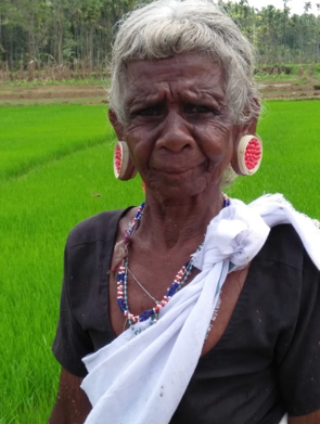 Fig. 6. Paniya woman wearing choonthumani, a type of earring (Courtesy: Vasundhara Krishnan)