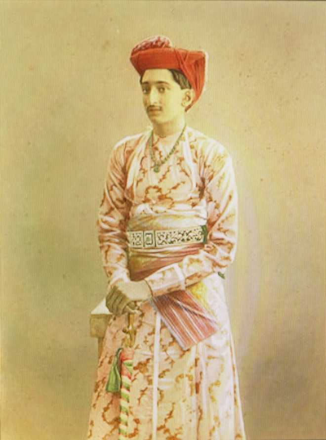 Portrait of Maharaja Yeshwant Rao Holkar II in traditional Marathi style, Courtesy: The Tribune