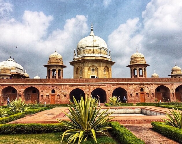 Taj of Haryana', the Tomb of Sheikh Chilli | Sahapedia