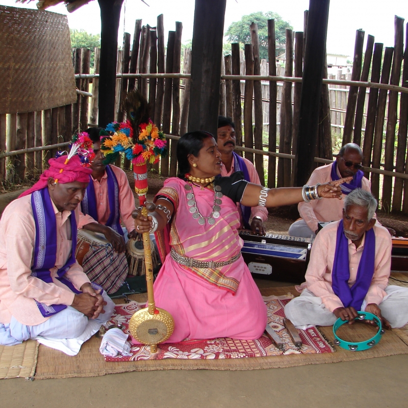 Pandvani Performer Prabha Yadav and group