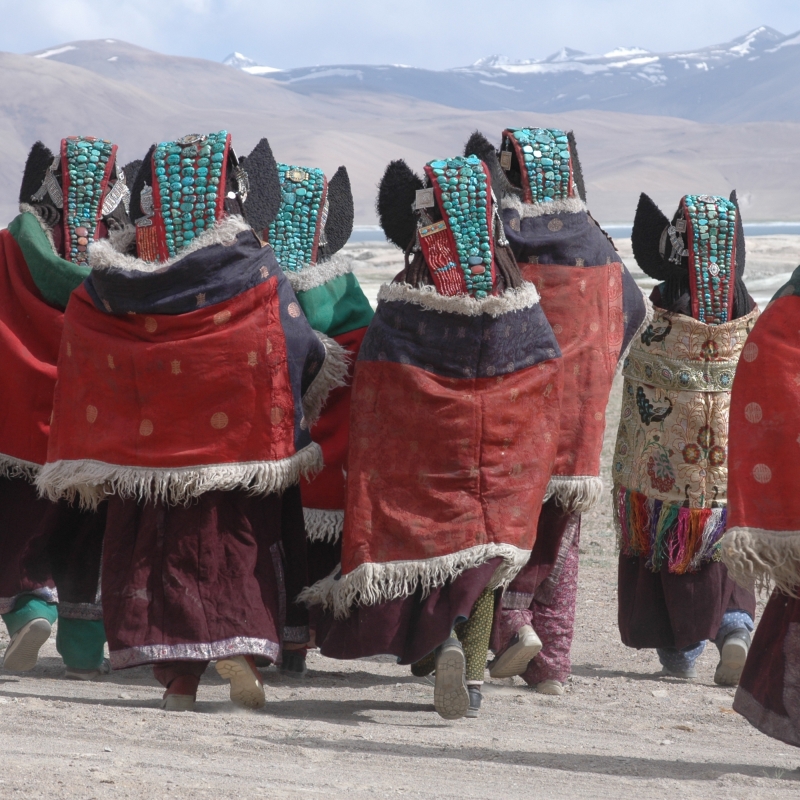 Nomad women in capes