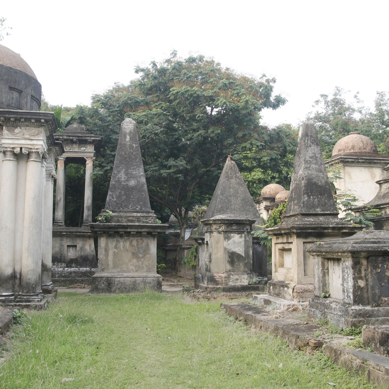 City Of The Dead South Park Street Cemetery Sahapedia It is now a heritage site in kolkata and maintained by the archaeological survey of the cemetery was opened in 1767 on a marshland to take off some load of the old burial ground in kolkata. city of the dead south park street