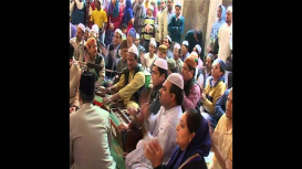 Embedded thumbnail for Qawwali at Nizamuddin